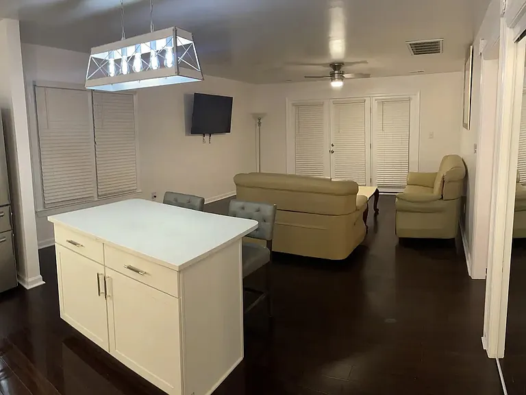 712 Branniff Dr — Photo 3