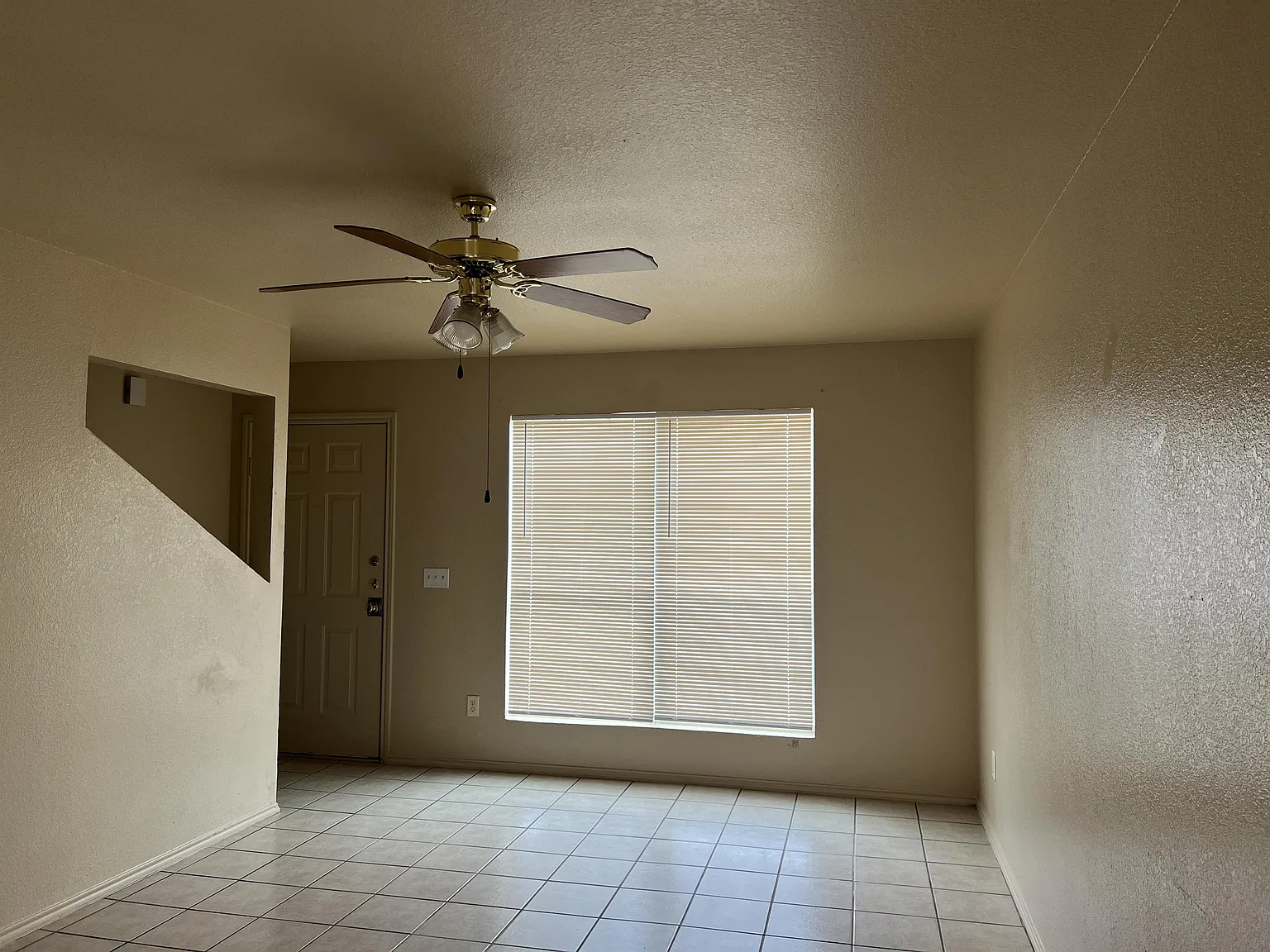 2007 Monte Carlo Lane - A — Photo 3