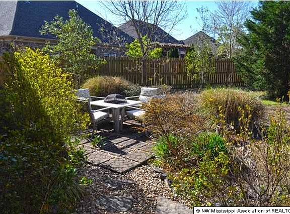 5th image of 2919 Poplar Woods Dr