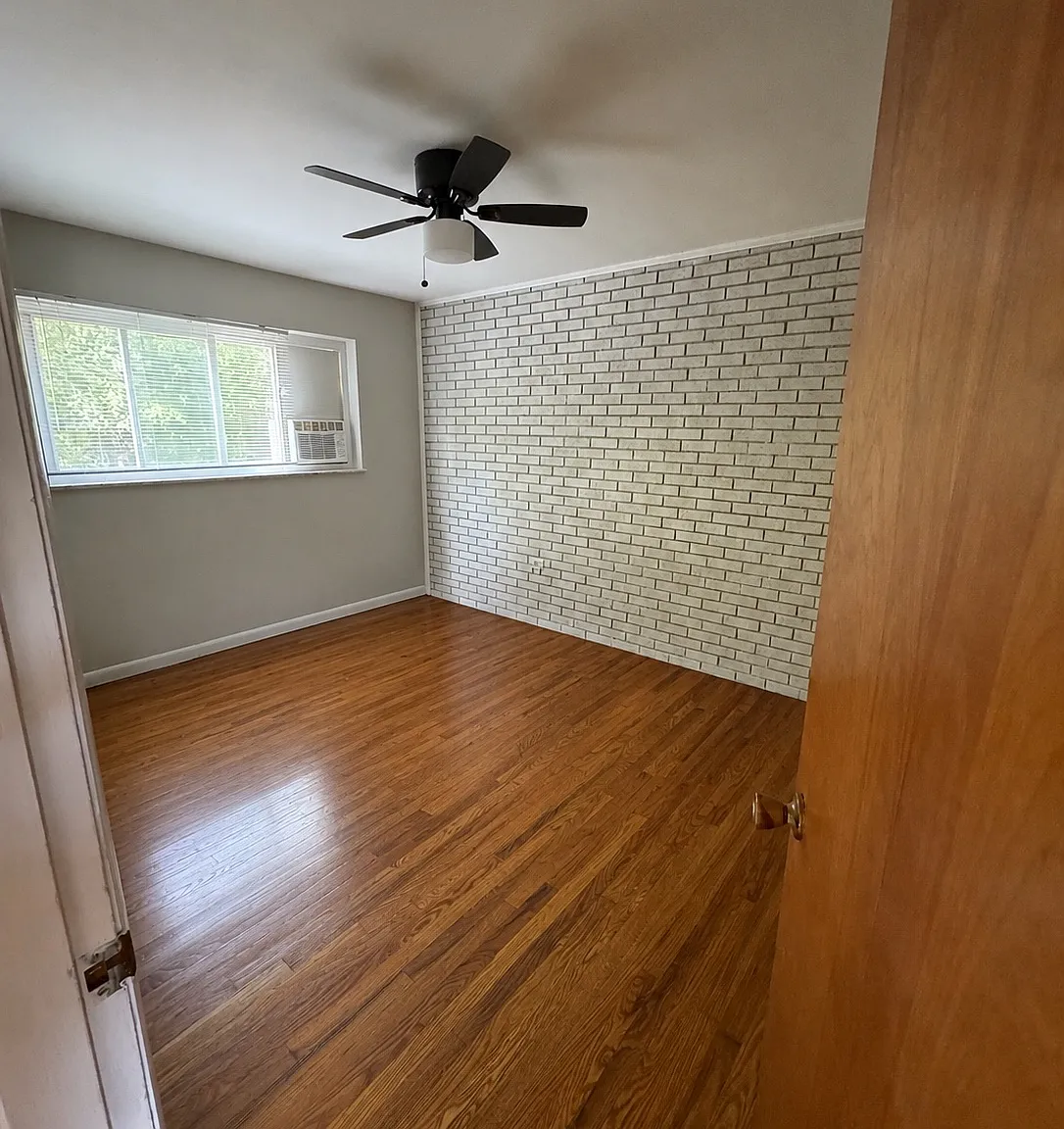 2 bed, 750 sqft, $1,000 — Photo 3