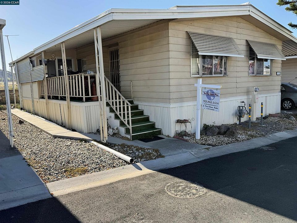 1st image of 336 Avenida Flores Space 67