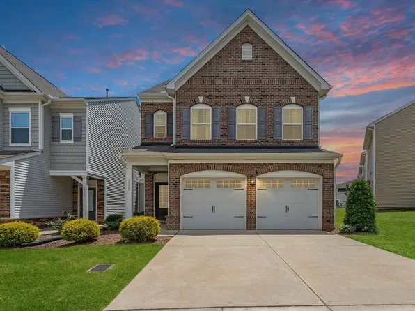 1112 Epiphany Rd, Morrisville, NC 27560