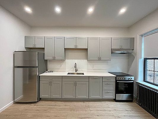 1st image of 90-10 Jamaica Ave #2F