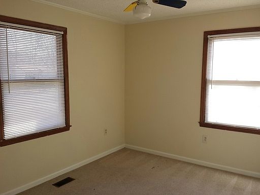 2nd image of 6709 Pueblo Ln