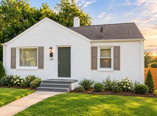2315 Bancroft St, Charlotte, NC 28206