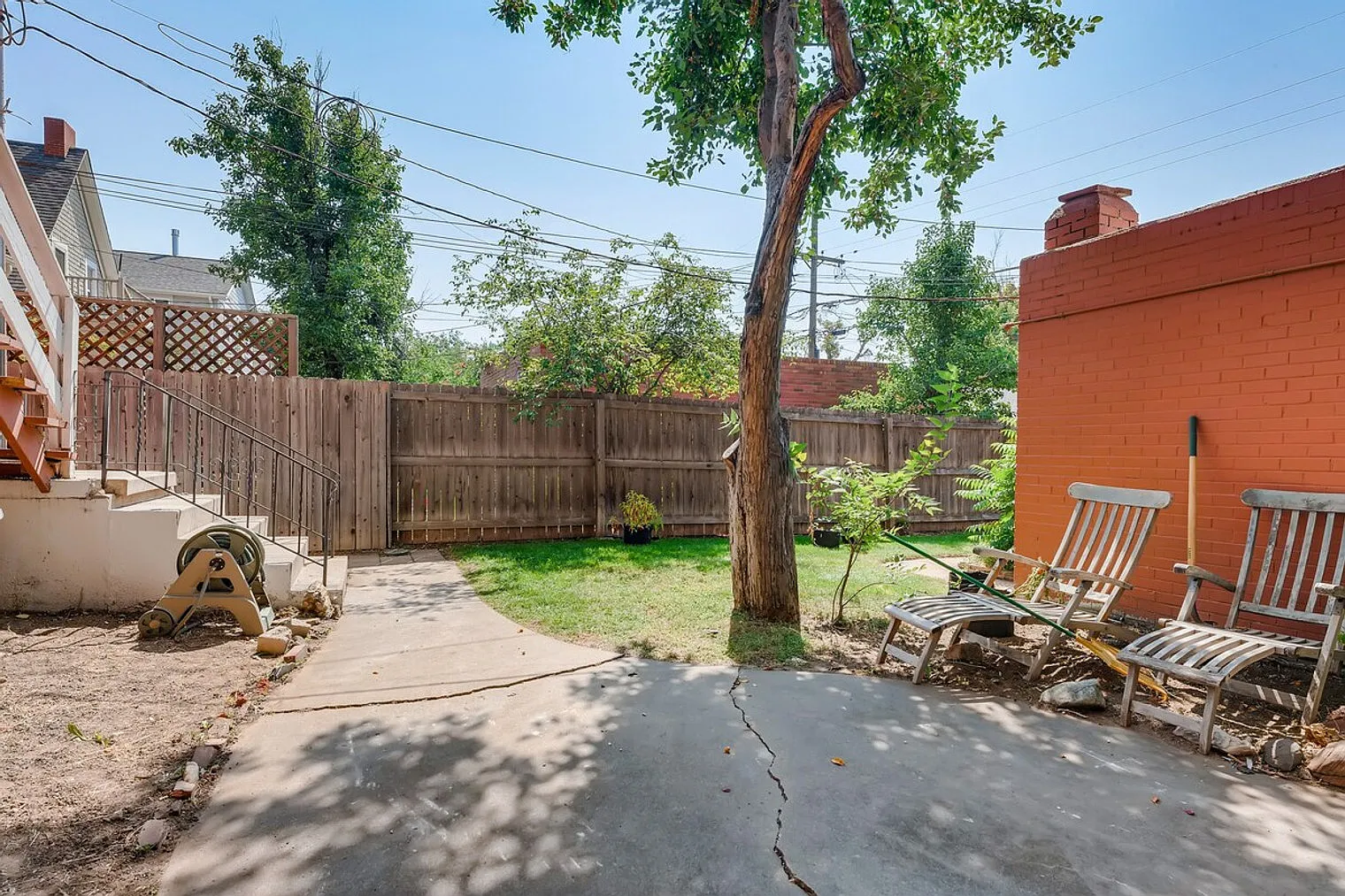 2 bed, 1.0 bath, 796 sqft, $3,738 — Photo 2
