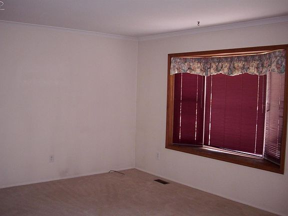 3rd image of 2216 Firwood Dr