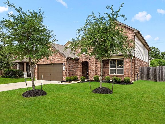 2nd image of 2719 Kaman Ln