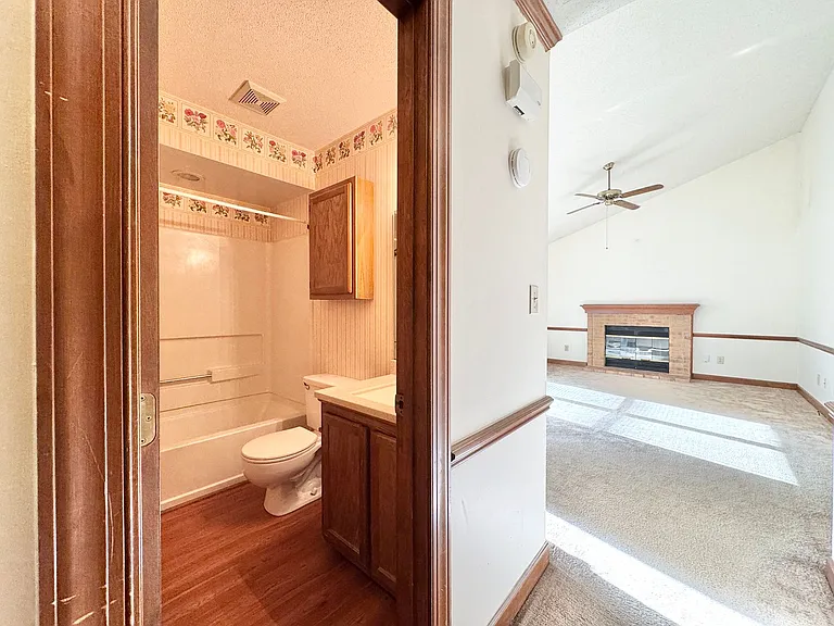 5125 Autumncrest Dr — Photo 14