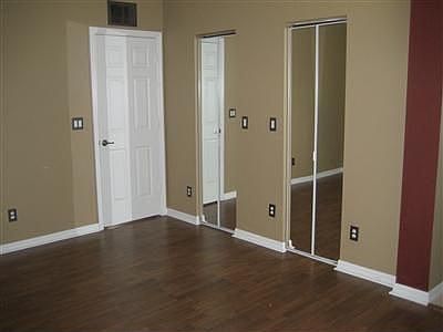 3rd image of 3165 Antica St