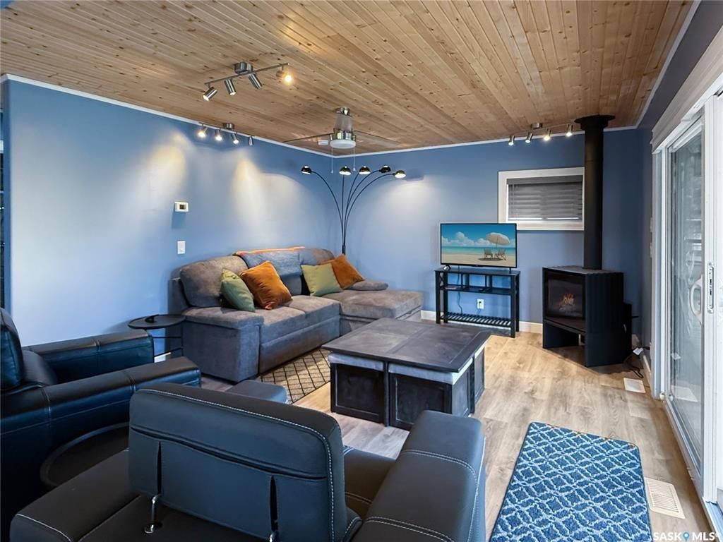 33 Main STREET, Candle Lake, SK - More