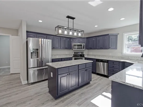 20 Ashe Meadows Dr, Hampton, VA 23664