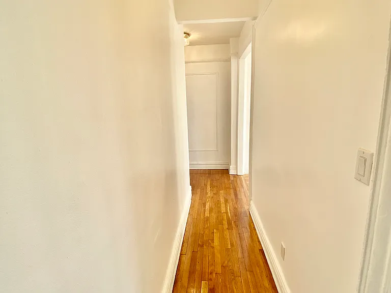 295 Parkside Ave #3C — Photo 7