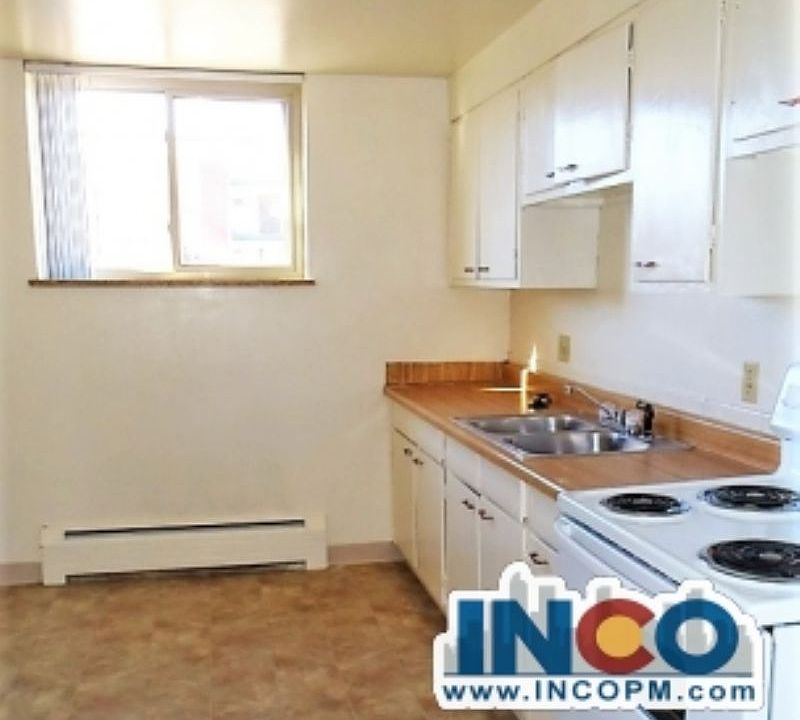 2nd image of 1095 W Lilley Ave APT 01