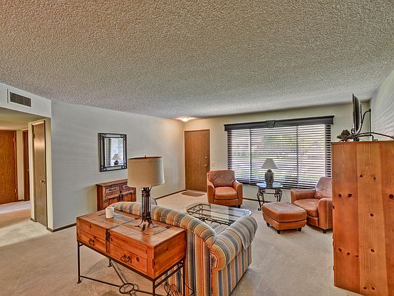 2nd image of 19022 N Sombrero Cir