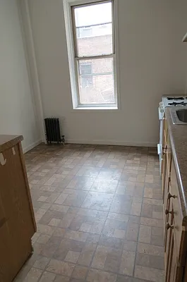 Rented by Roth Realty Management LLC | media 10