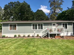 1387 Cascade Dr, Lebanon, OR 97355