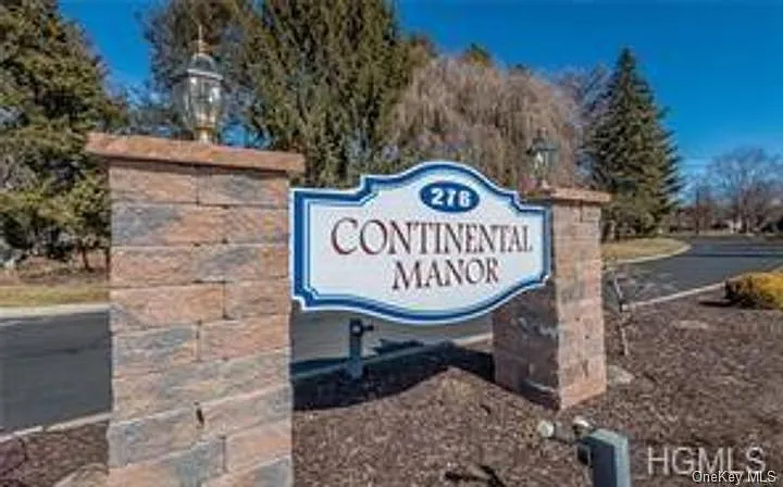 Continental Manor In New Windsor