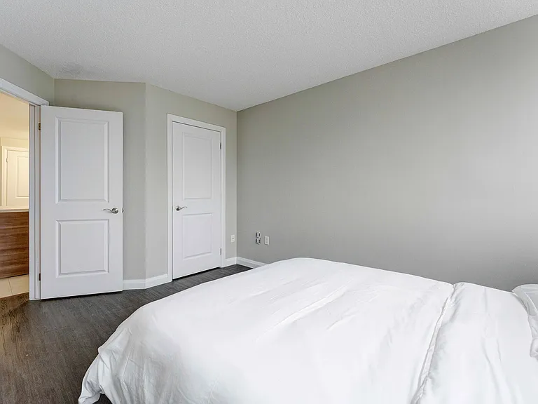 2200 Sherobee Rd — Photo 33