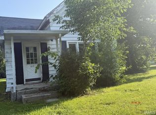 517 E 4th St, Hartford City, IN 47348