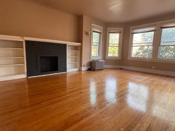 7400 N Hoyne Ave APT 2, Chicago, IL 60645