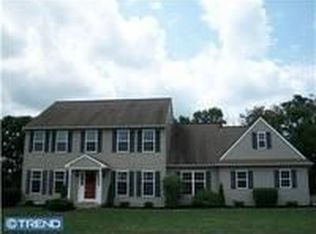 7 Spring Hill Dr, Lincoln University, PA 19352