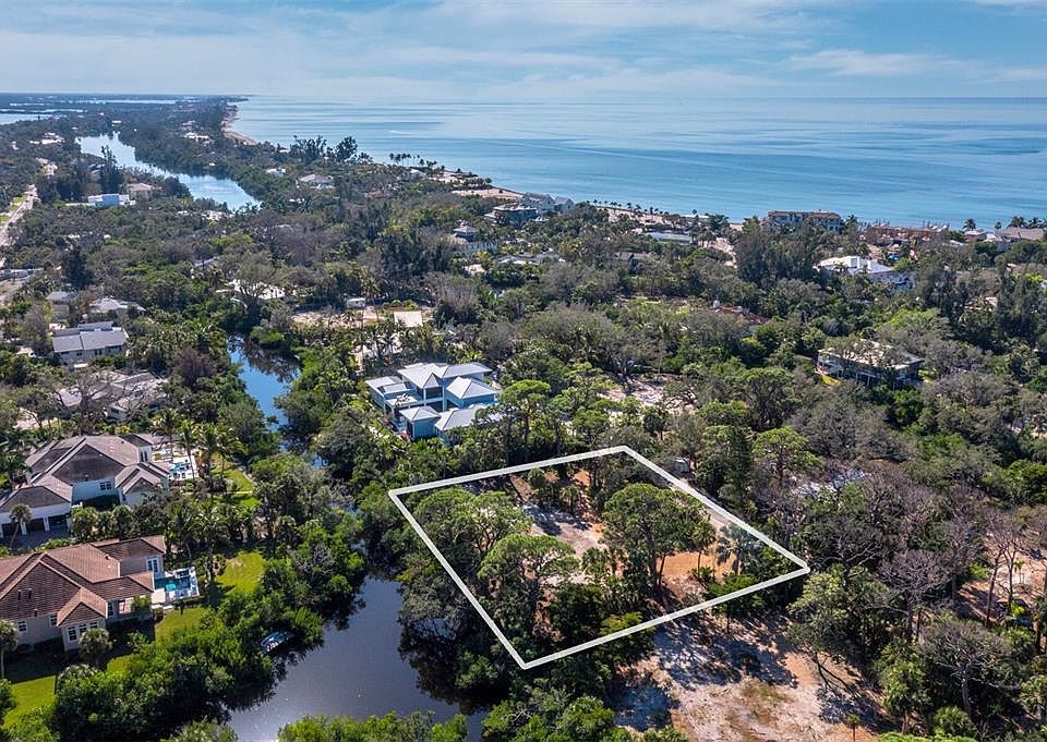 1st image of 7233 Pine Needle Rd