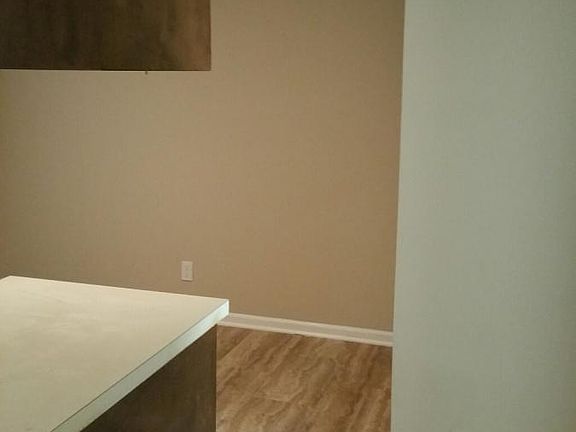 3rd image of 3404 S Leslie Ave
