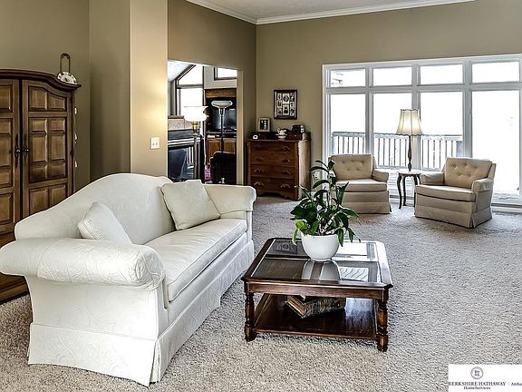 4th image of 22010 Stanford Cir