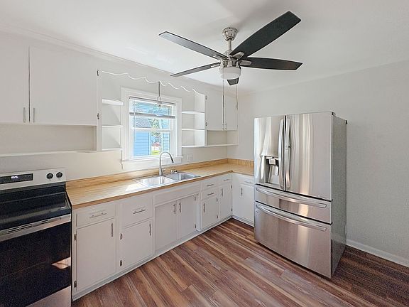 4th image of 2902 Irisdale Ave