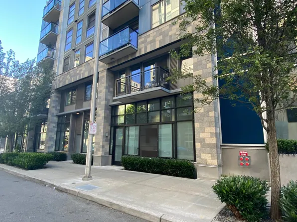 81 Clay St APT 121, Seattle, WA 98121