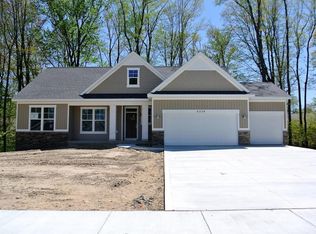 4256 Unity Dr, Hudsonville, MI 49426