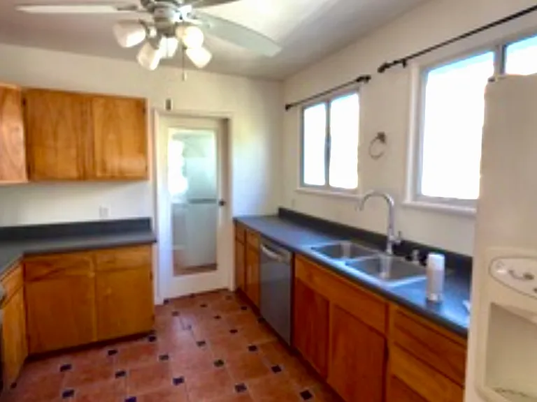 6087 Cashio St #6089 — Photo 13