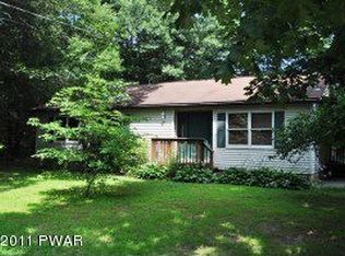 151 Rose Ln, Matamoras, PA 18336