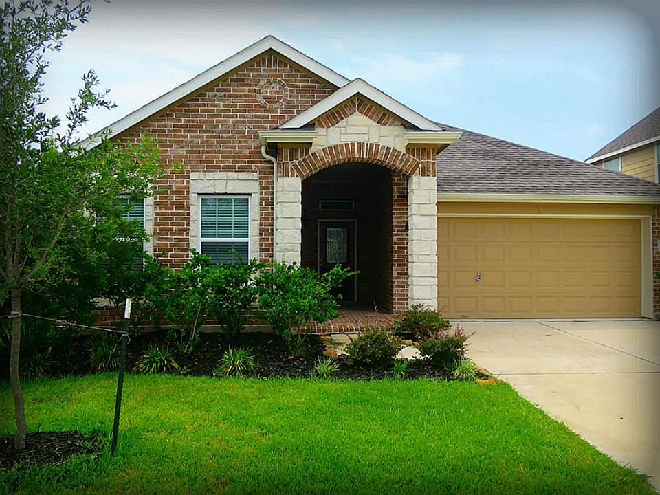 1st image of 1214 Quarterhorse Dr