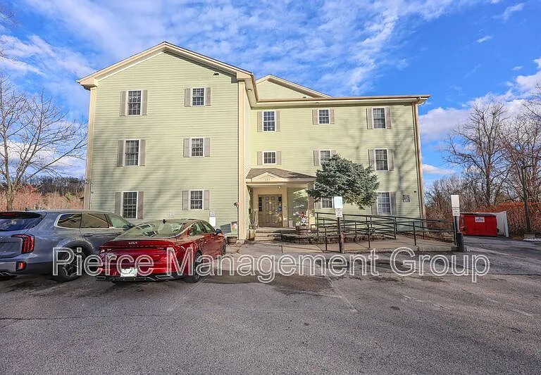 843 S Mammoth Rd #7 — Photo 2