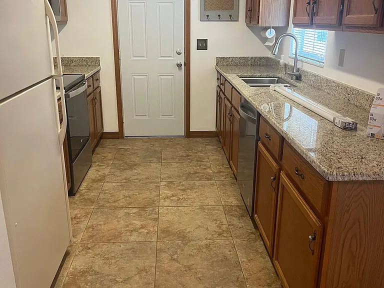 1435 Disston Ave #1435 — Photo 3