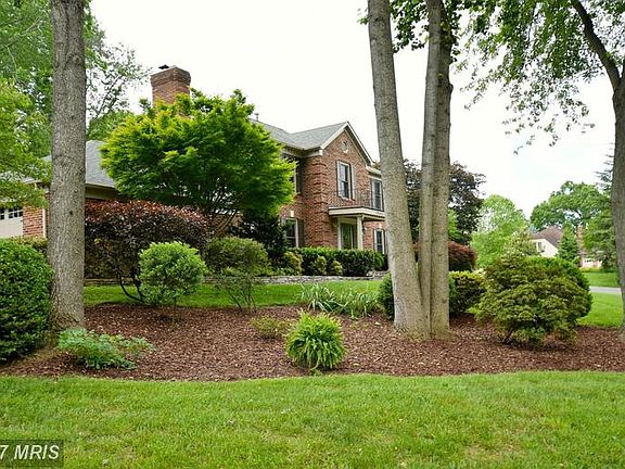 2nd image of 10805 Glen Mist Ln