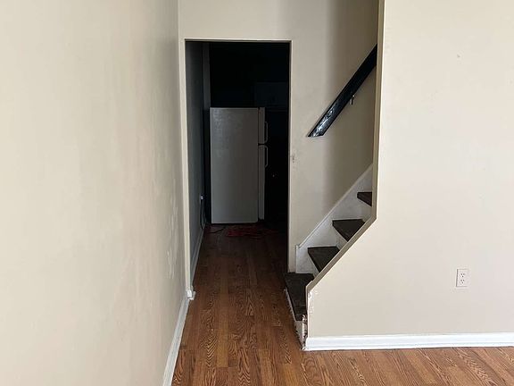 3rd image of 1011 Kirkwood St #1