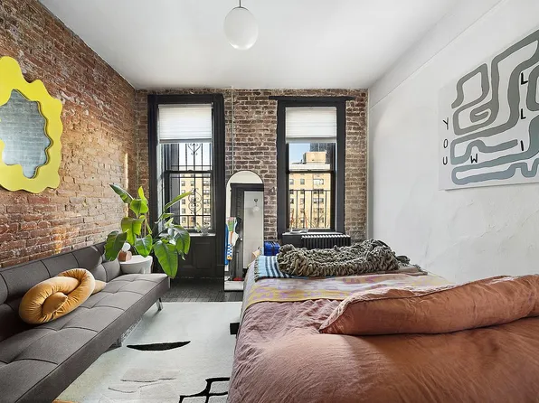 633 E 11th St APT 23, New York, NY 10009