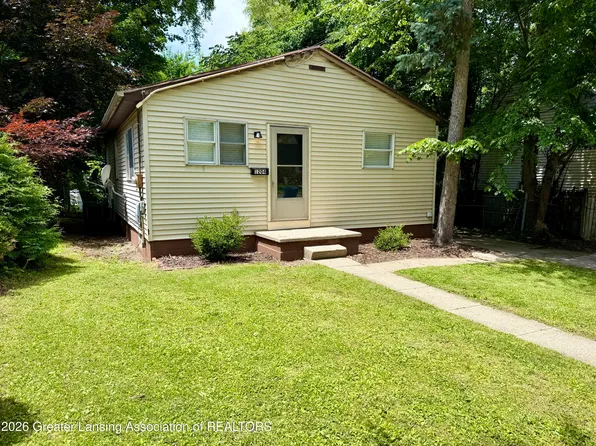 1204 Bensch St, Lansing, MI 48912