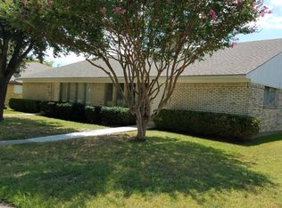 320 Towne House Ln, Richardson, TX 75081
