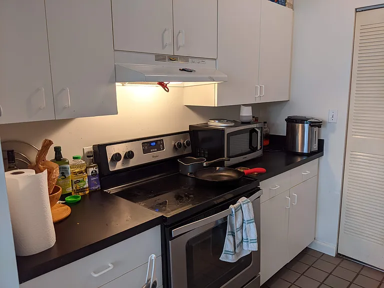 218 Thorndike St #207 — Photo 5