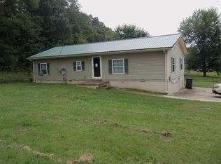 124B Cable Rd, Oak Grove, KY 42262