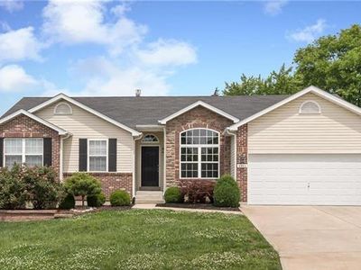 1311 Mason Grove Dr, Saint Charles, MO, 63304