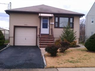 1401 Emma Pl, Linden, NJ 07036