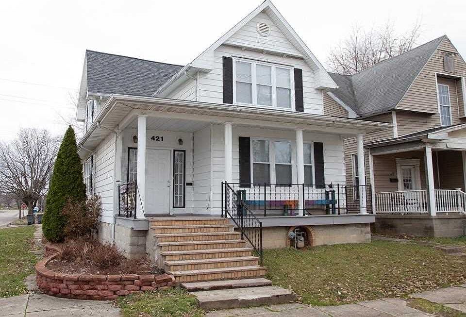 1st image of 421 E Franklin St