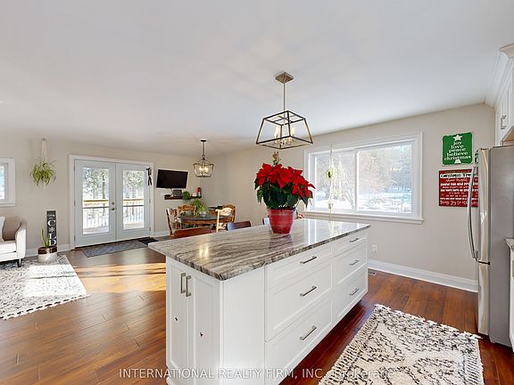 4th image of 5292 Harris Boatworks Rd