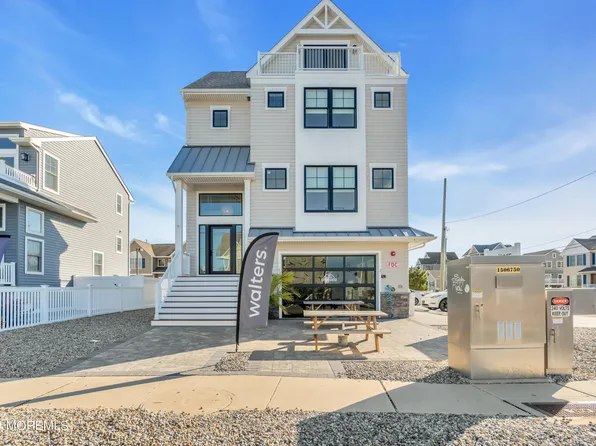 28 3rd Avenue, Ortley Beach, NJ 08751