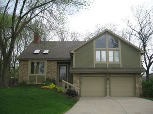 12627 W 77th St, Lenexa, KS 66216
